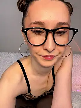 cutte dora online show from 01-15-26, 11:15