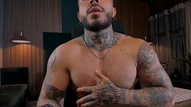 LeoSalvatore  online show from 01-30-25, 09:57