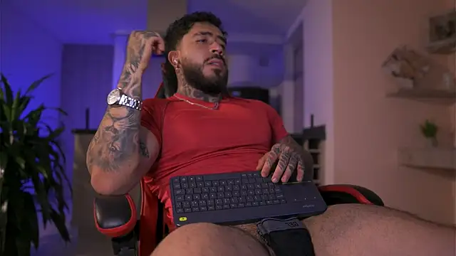 LeoSalvatore  online show from 11-11-25, 05:29