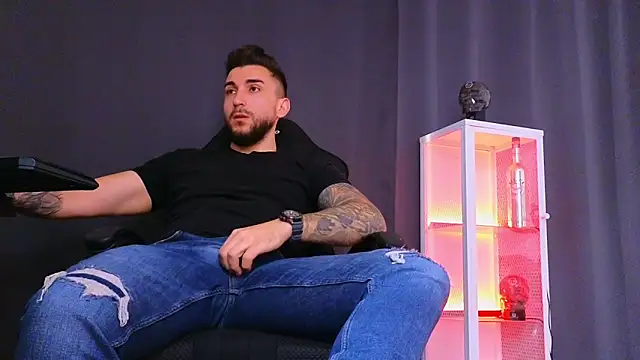 Snapshot of MightyAaron66 chatting on 02-18-25, 08:59 MightyAaron66 online show from 02-18-25, 08:59