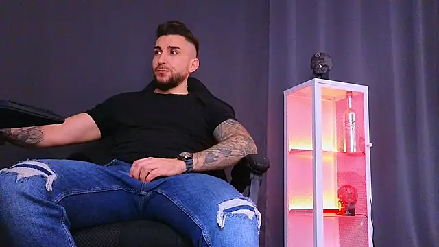 Snapshot of MightyAaron66 chatting on 02-19-25, 08:55 MightyAaron66 online show from 02-19-25, 08:55