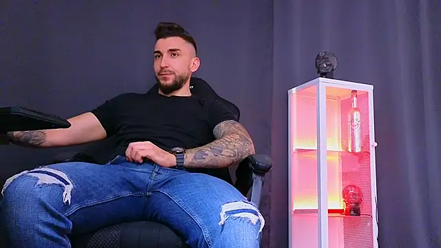 Snapshot of MightyAaron66 chatting on 02-20-25, 06:50 MightyAaron66 online show from 02-20-25, 06:50