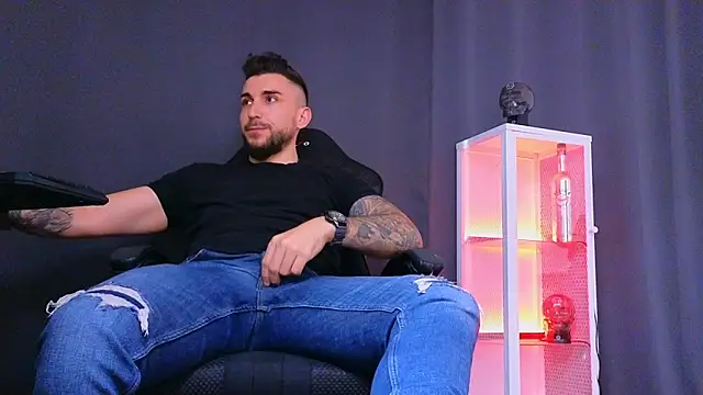 Snapshot of MightyAaron66 chatting on 02-20-25, 09:55 MightyAaron66 online show from 02-20-25, 09:55