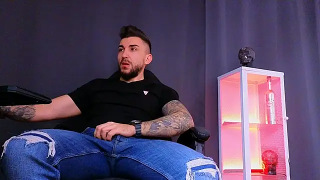 Snapshot of MightyAaron66 chatting on 02-24-25, 04:49 MightyAaron66 online show from 02-24-25, 04:49