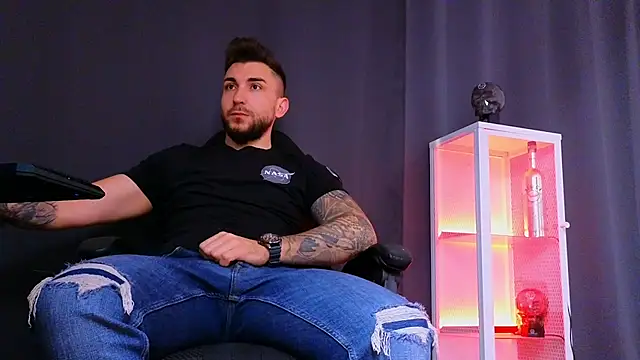 Snapshot of MightyAaron66 chatting on 02-27-25, 07:44 MightyAaron66 online show from 02-27-25, 07:44