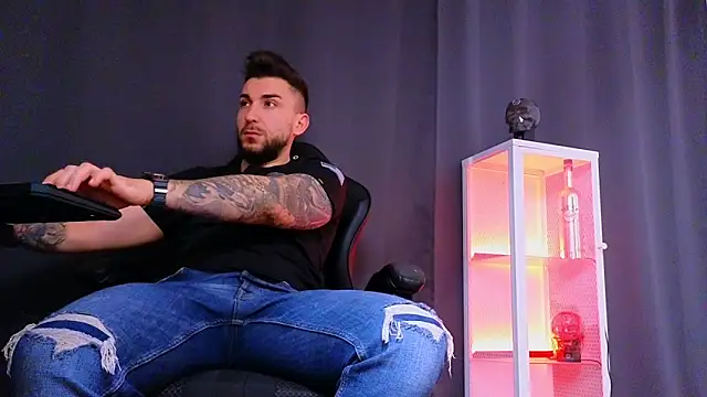 Snapshot of MightyAaron66 chatting on 02-28-25, 07:26 MightyAaron66 online show from 02-28-25, 07:26