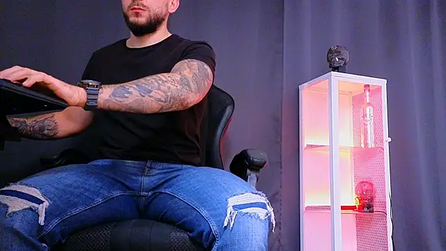 Snapshot of MightyAaron66 chatting on 03-01-25, 11:50 MightyAaron66 online show from 03-01-25, 11:50