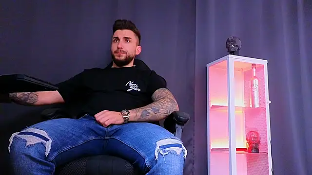 Snapshot of MightyAaron66 chatting on 03-02-25, 05:25 MightyAaron66 online show from 03-02-25, 05:25