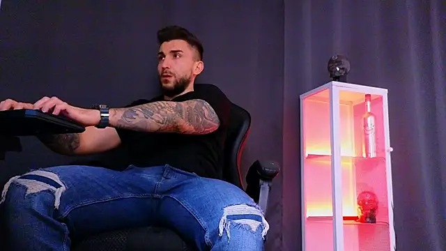 Snapshot of MightyAaron66 chatting on 03-02-25, 11:20 MightyAaron66 online show from 03-02-25, 11:20