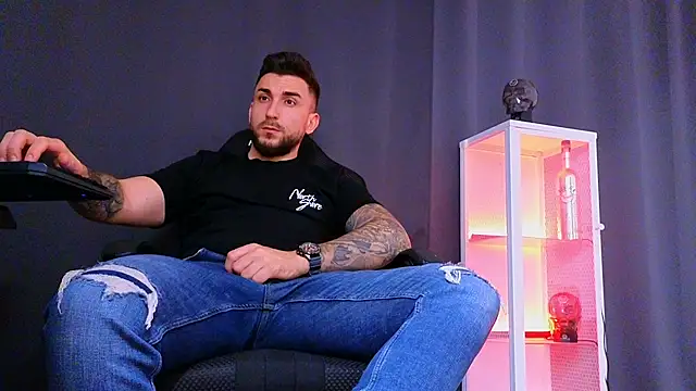 Snapshot of MightyAaron66 chatting on 03-15-25, 10:57 MightyAaron66 online show from 03-15-25, 10:57