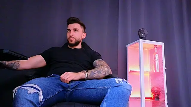 Snapshot of MightyAaron66 chatting on 03-21-25, 01:01 MightyAaron66 online show from 03-21-25, 01:01