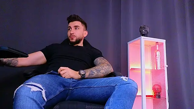 Snapshot of MightyAaron66 chatting on 03-22-25, 05:28 MightyAaron66 online show from 03-22-25, 05:28