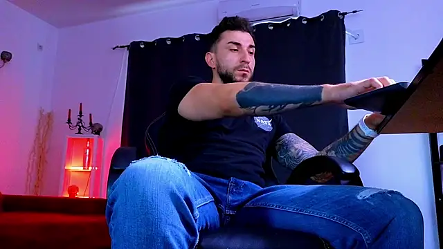 MightyAaron66 online show from 07-08-26, 03:22