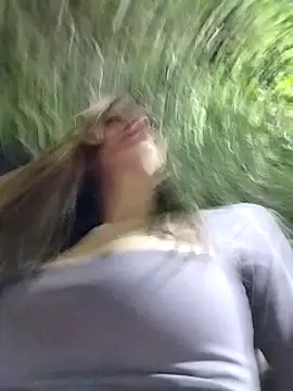 cuteluci  online show from 01-04-25, 01:42