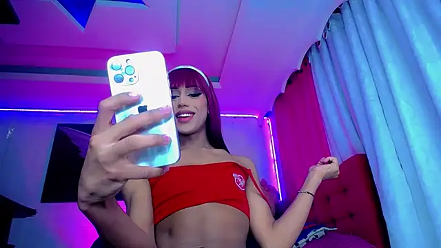 NahomiCamper online show from 01-29-25, 01:37