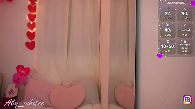 AbyWhitee online show from 03-18-26, 10:29