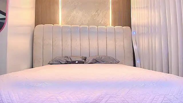 kata hazel online show from 03-18-26, 07:17