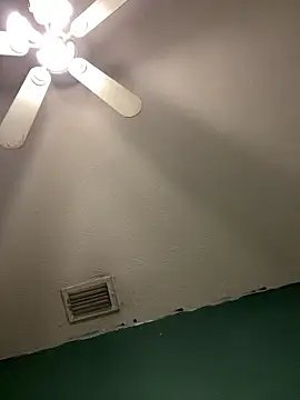 Dambaby25 online show from 04-30-26, 08:31