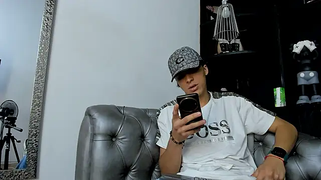 HeellBoy  online show from 11-28-25, 03:20