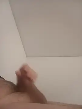 Snapshot of ionutiul chatting on 01-15-25, 06:29 ionutiul online show from 01-15-25, 06:29