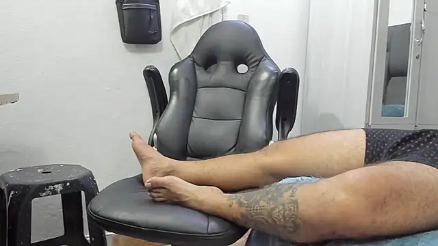 Lyon vach online show from 01-14-25, 10:23