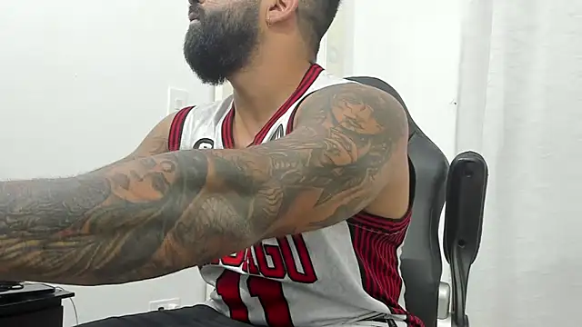 Lyon vach online show from 03-09-25, 07:48