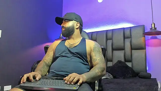 Lyon vach online show from 02-25-26, 12:20