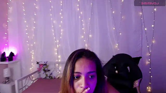 Abigail Wilson  online show from 02-01-25, 08:05