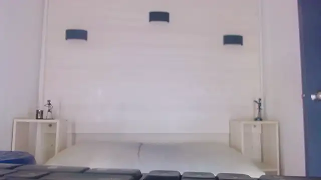 Snapshot of Molly_Spears chatting on 03-05-25, 12:11 Molly Spears online show from 03-05-25, 12:11