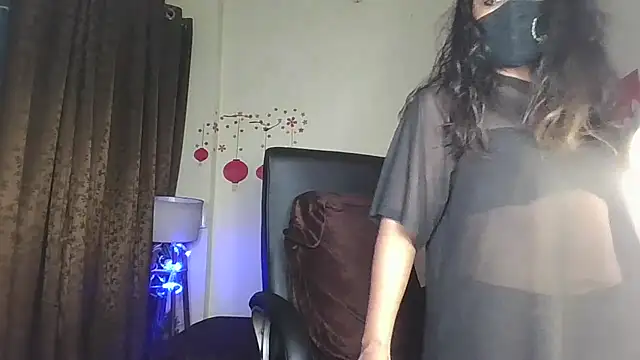 Black-Pearll online show from 03-26-26, 05:02