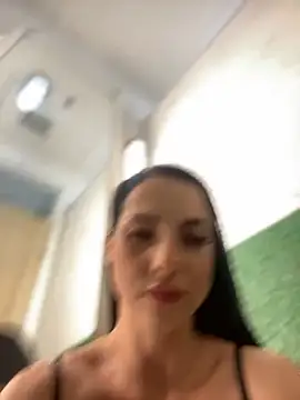 Snapshot of Roxana-Sexy chatting on 02-23-25, 06:17 Roxana-Sexy online show from 02-23-25, 06:17