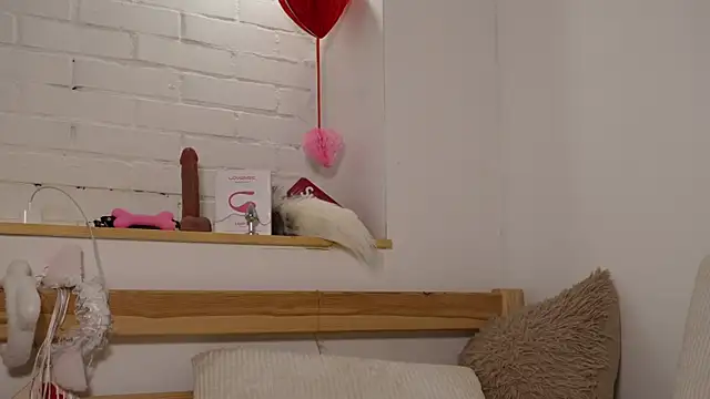 Snapshot of MonicaAsis chatting on 01-20-25, 12:15 MonicaAsis online show from 01-20-25, 12:15