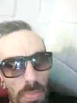 Snapshot of IL_SAINT_XXX chatting on 12-16-25, 10:53 IL SAINT XXX online show from 12-16-25, 10:53