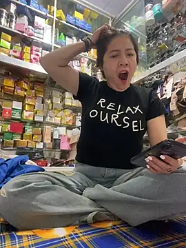 Snapshot of Cesywet chatting on 03-20-25, 07:03 Cesywet online show from 03-20-25, 07:03