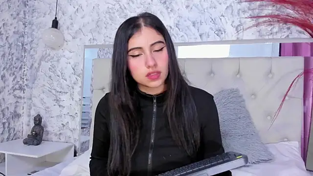 Megan rossee online show from 10-22-25, 11:21