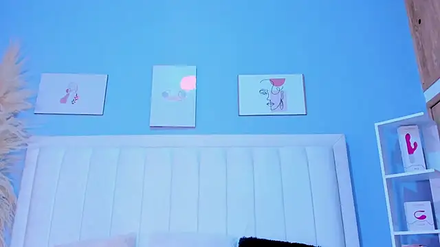 Paula-Brown1 online show from 02-24-25, 07:41