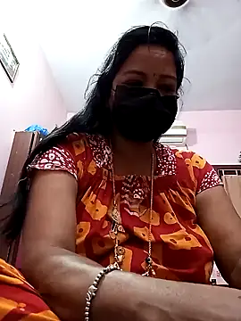 Snapshot of Tamil_sreelekha chatting on 02-05-25, 09:29 Tamil sreelekha online show from 02-05-25, 09:29