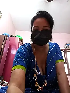 Snapshot of Tamil_sreelekha chatting on 02-09-25, 03:00 Tamil sreelekha online show from 02-09-25, 03:00