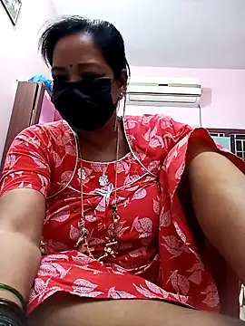 Snapshot of Tamil_sreelekha chatting on 02-12-25, 05:48 Tamil sreelekha online show from 02-12-25, 05:48