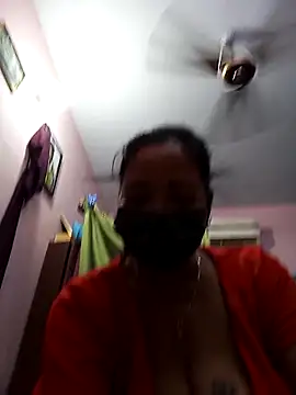 Snapshot of Tamil_sreelekha chatting on 09-28-25, 02:17 Tamil sreelekha online show from 09-28-25, 02:17