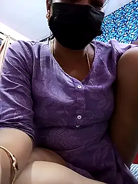 Snapshot of Tamil_sreelekha chatting on 10-26-25, 02:34 Tamil sreelekha online show from 10-26-25, 02:34