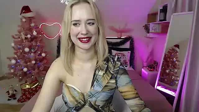 Snapshot of SashaBrooks chatting on 12-27-24, 07:03 SashaBrooks online show from 12-27-24, 07:03