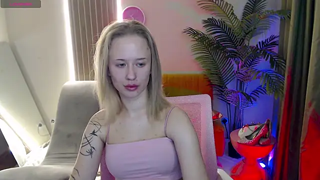 SashaBrooks online show from 11-28-25, 02:09