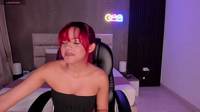 Cristal  adams online show from 09-18-25, 12:40