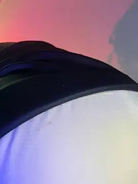 NINA 18 YEARS online show from 01-10-25, 08:59