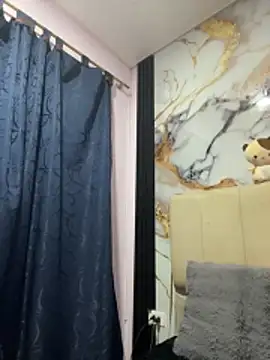 NINA 18 YEARS online show from 11-19-25, 08:20