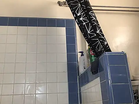 Snapshot of fatboyjayohh126 chatting on 12-13-24, 08:58 fatboyjayohh126 online show from 12-13-24, 08:58