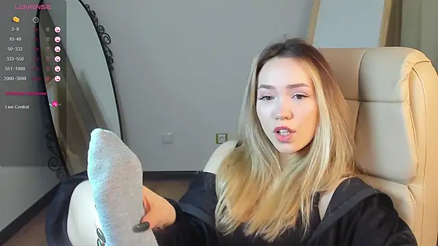 Evia r0se online show from 01-17-25, 11:38