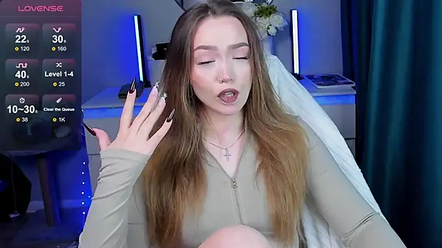 Evia r0se online show from 10-24-25, 01:40