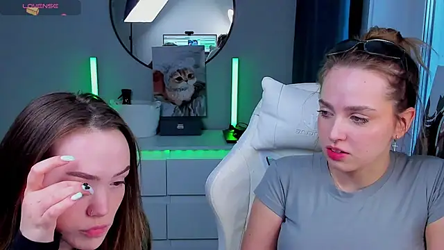 Evia r0se online show from 03-08-26, 02:04